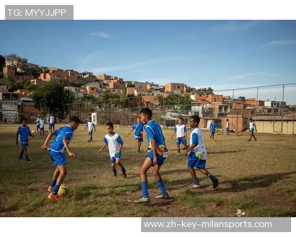 激情燃烧的绿茵场足球比赛口号激励每一位球员奋勇争先追逐梦想 激情燃烧的绿茵场足球比赛口号激励每一位球员奋勇争先追逐梦想